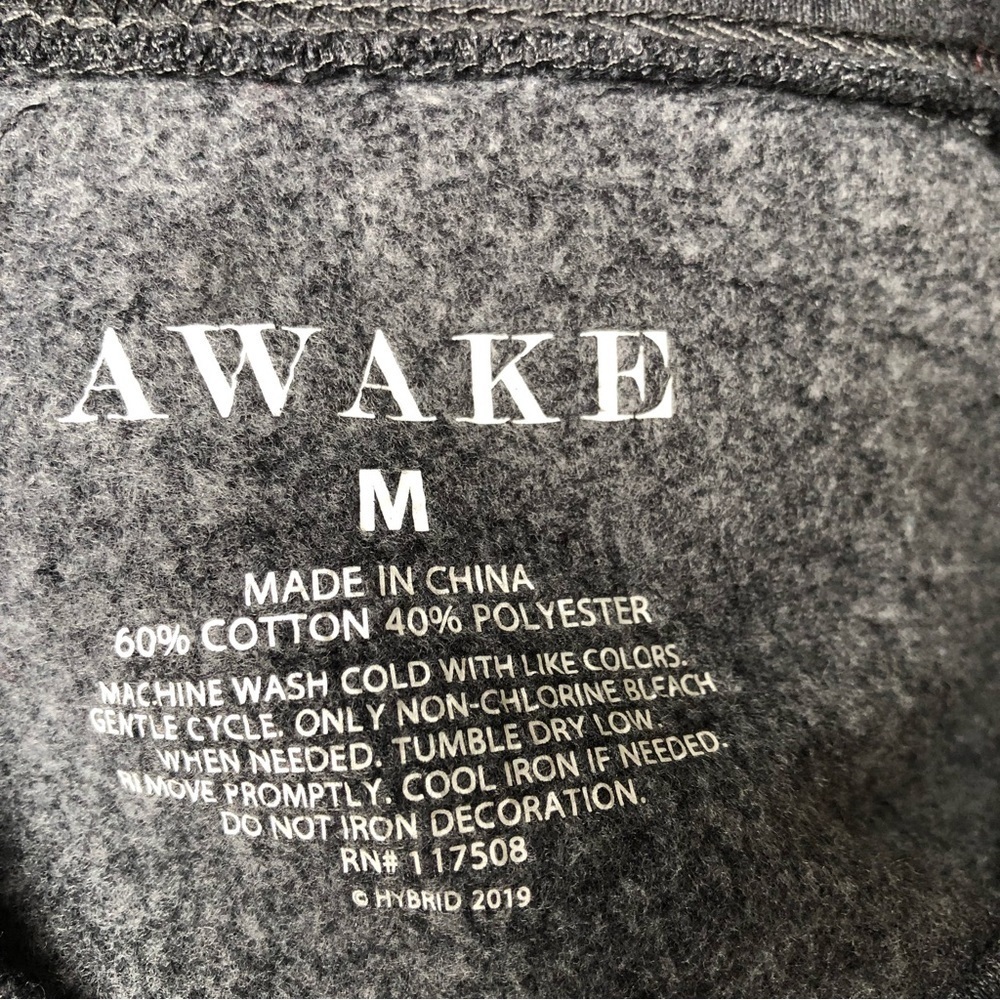 Awake Grey cozy Create Good Karma sweatshirt size Medium 60%cotton 40%polyester - Picture 6 of 6